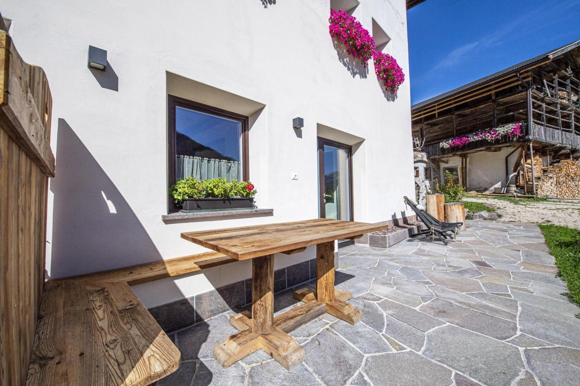 Agriturismo Apartments Tuene أورتيسايْ المظهر الخارجي الصورة