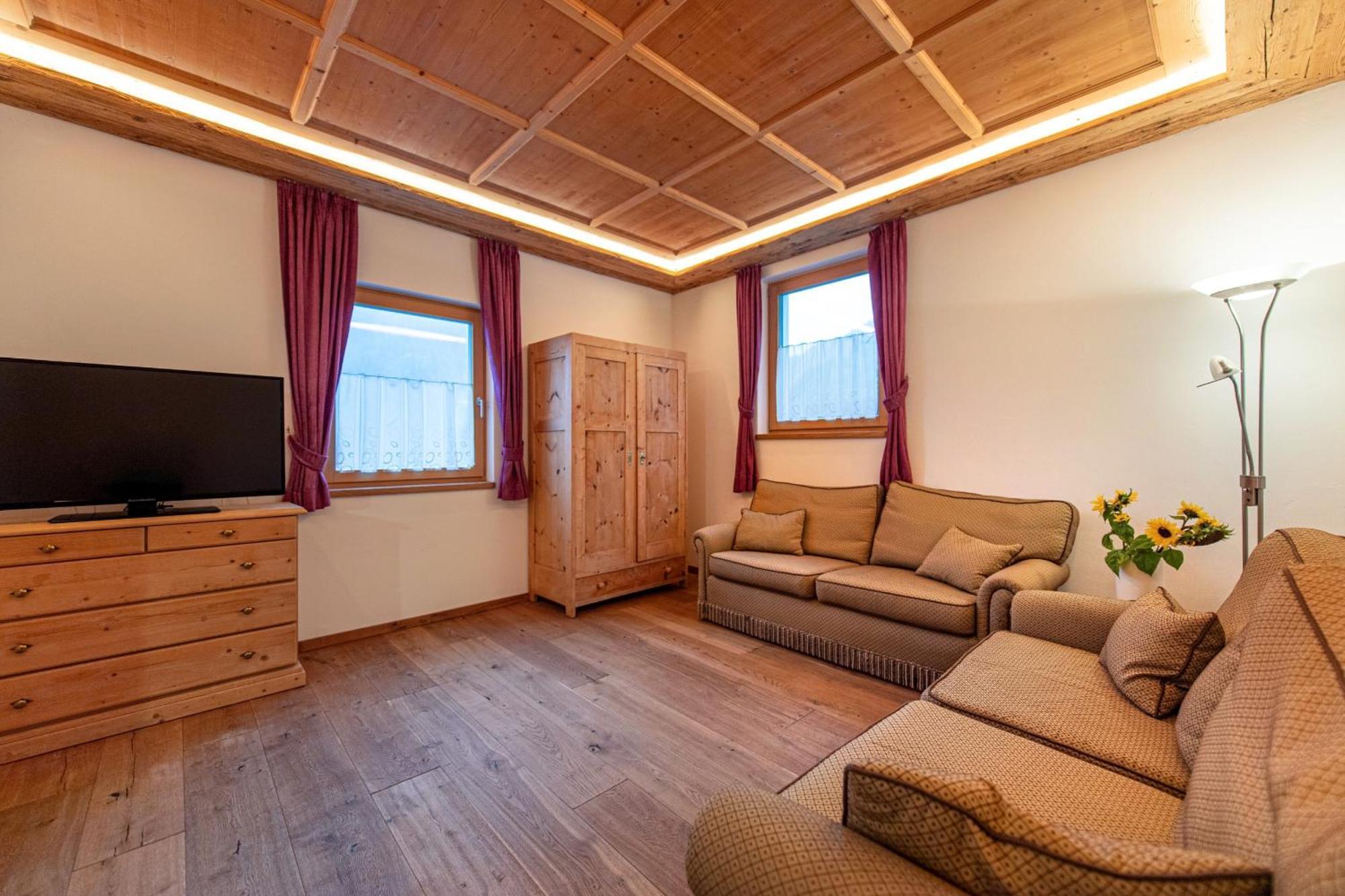 Agriturismo Apartments Tuene أورتيسايْ المظهر الخارجي الصورة